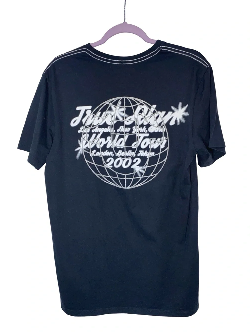 NWT True Religion World Tour 2002 Graphic T-Shirt Black V-Neck Short Sleeve